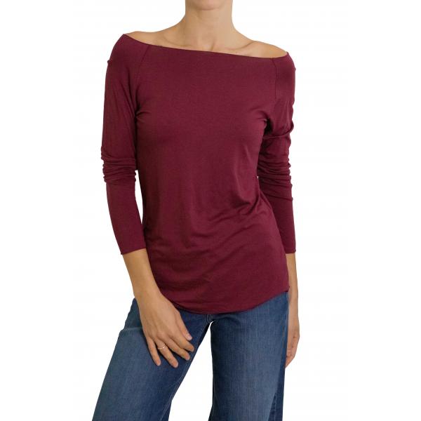 Maglia con scollo a scatoletta con manica lunga 